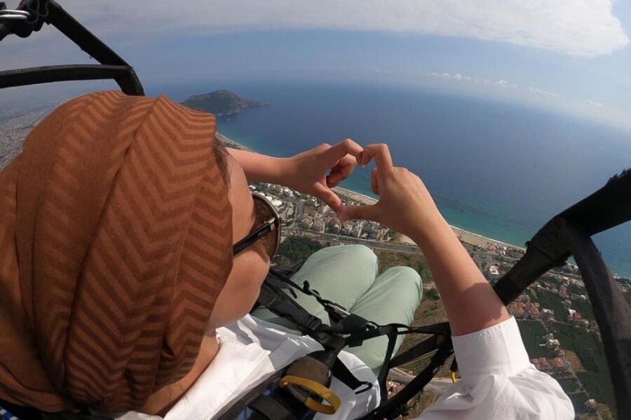Antalya: Tandem Paragliding Experience with Transfer - Tandem Paragliding Over Alanya: What You Get in 20 Minutes