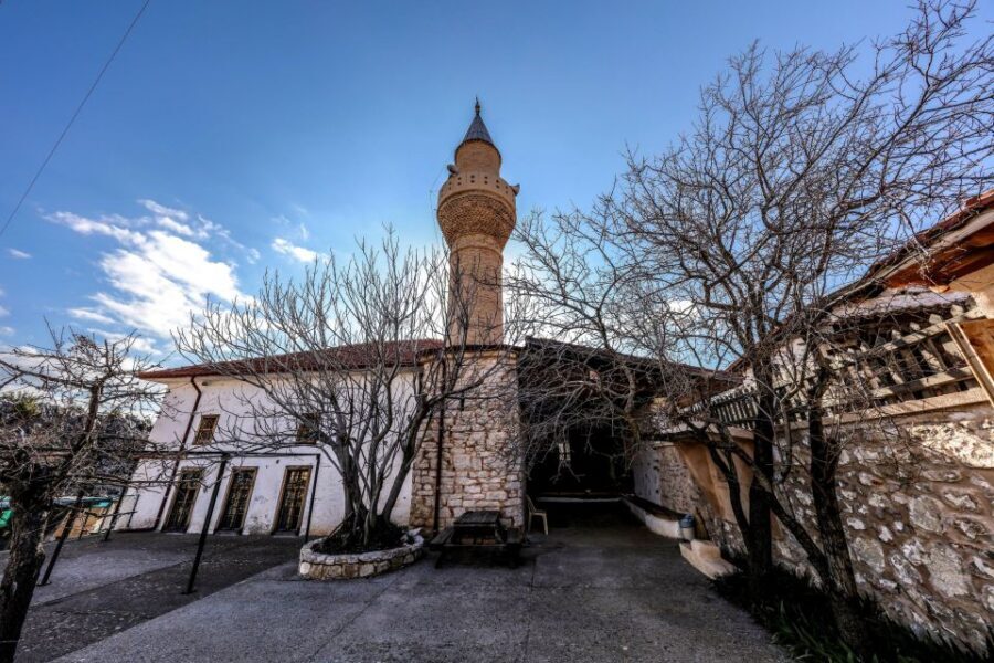 City of Side: Altinbesik Cave and Ormana Tour with Boat Ride - Key Things That Make This Tour Work
