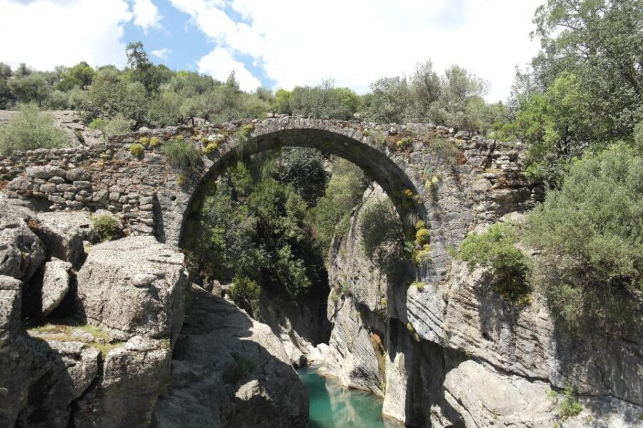 City of Side: Eagle Canyon and Selge Ancient City Day Trip - Food, photos, and sun care: what to bring (and what costs extra)