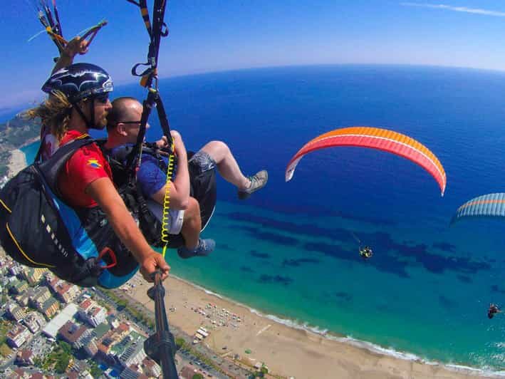 From City of Side: Alanya Tandem Paragliding w/ Beach Visit - The language options you’ll actually notice during the briefing