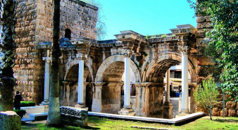 Full-Day Antalya City Tour & Düden Waterfall from Side - Price and timing: why $23 can be a good deal, if you use it right
