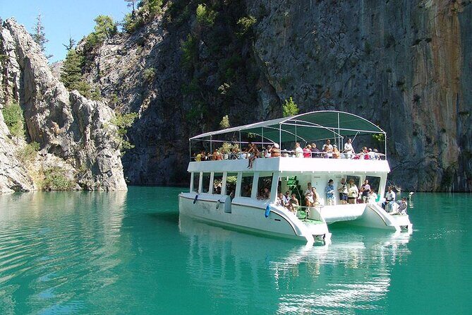 Green Canyon Boat Trip From Side with Unlimited Soft Drinks - Lunch and unlimited soft drinks: good value, variable quality