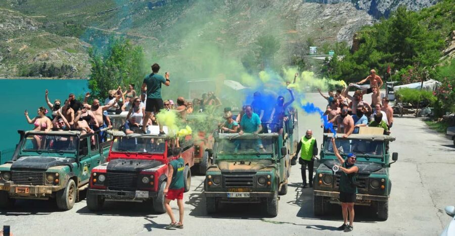 Jeep Safari-Lunch-Boat-Canyon-Waterfall-Foam,Water Party - Side’s 5-in-1 Jeep Safari: What This Day Feels Like