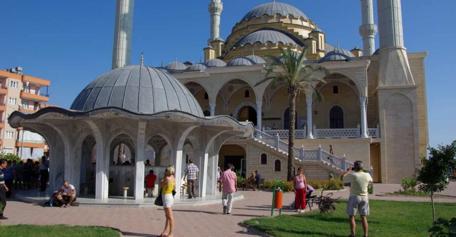 Manavgat River Cruise and Bazaar Tour w/ Lunch - Hotel pickup to arrival in Manavgat: where time usually goes