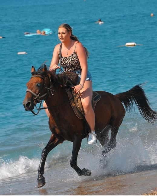 Manavgat Side: Horse Riding on the Beach and in the Forest - Guides, Horses, and Those Close-to-Road Moments