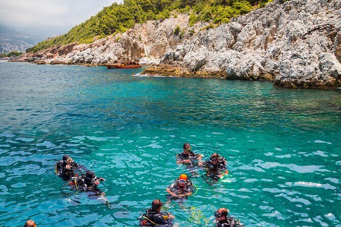 Scuba Diving in Side - Should you book this Side small-group water day?