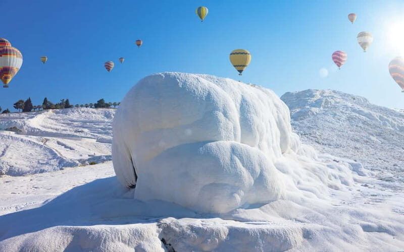 Side/Alanya: Pamukkale Hot Air Balloon Flight w/Lunch - Landing toast, then straight to Pamukkale’s terraces