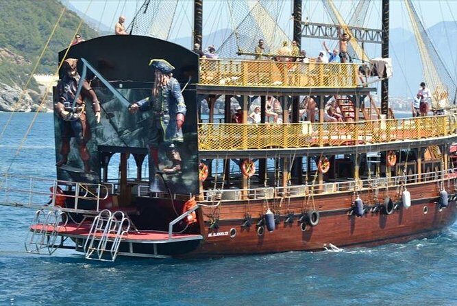 "Side: Boat Adventure to Dolphin Island – Swim and Enjoy Lunch" - Dolphins, Entertainment, and the Way the Day Stays Fun