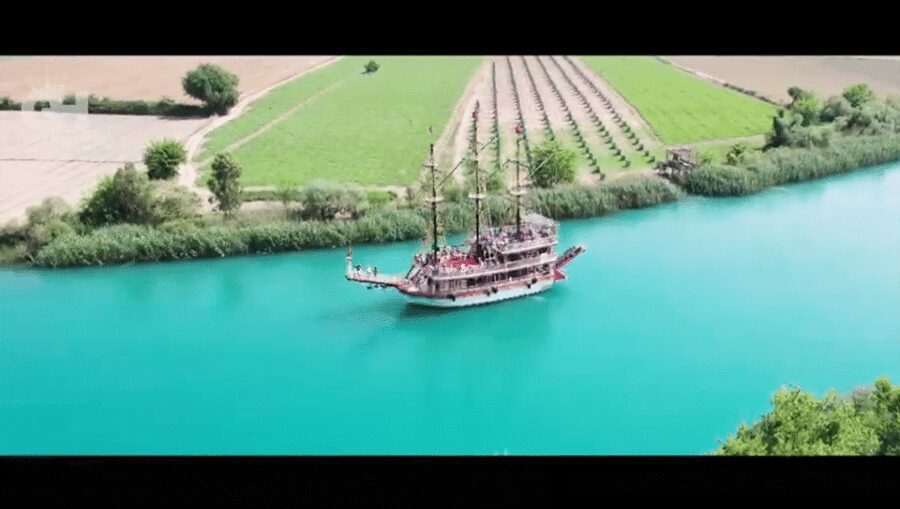 Side: Dolphin Island Boat Tour : A Seaside Adventure - Manavgat Bosphorus: the warm sea meets the colder river