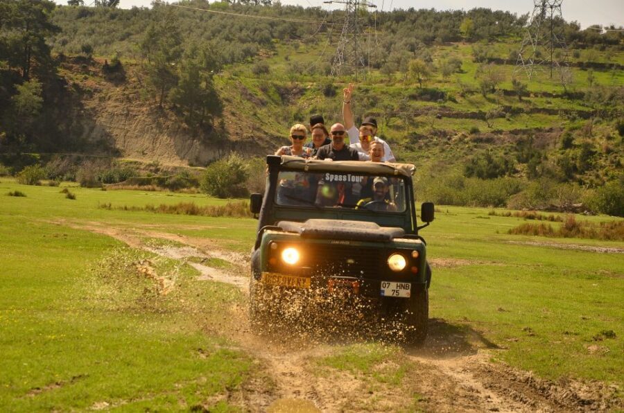 Side: Green Canyon and Waterfall Jeep Safari with Lunch - Manavgat Waterfall: 30 minutes for photos and a breather