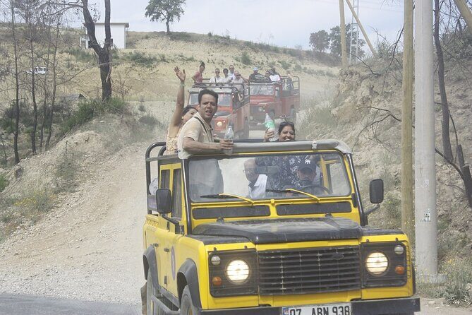 Side Green Lake Boat Tour and Jeep Safari Full Day Trip - Who should book this jeep safari and Green Lake day trip