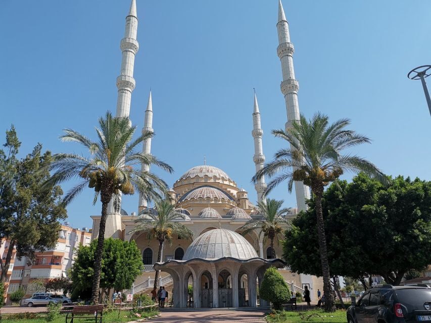 Side:Green Lake Mix Tour - A Day of Nature History & Culture - Manavgat Waterfalls and the mosque complex: nature + local culture